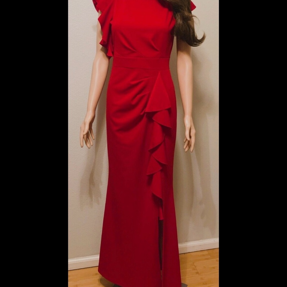 Chic Red Ruffle Gown